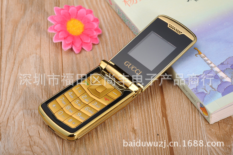 【《厂家直销》迷你手机 国产 翻盖手机 情侣手