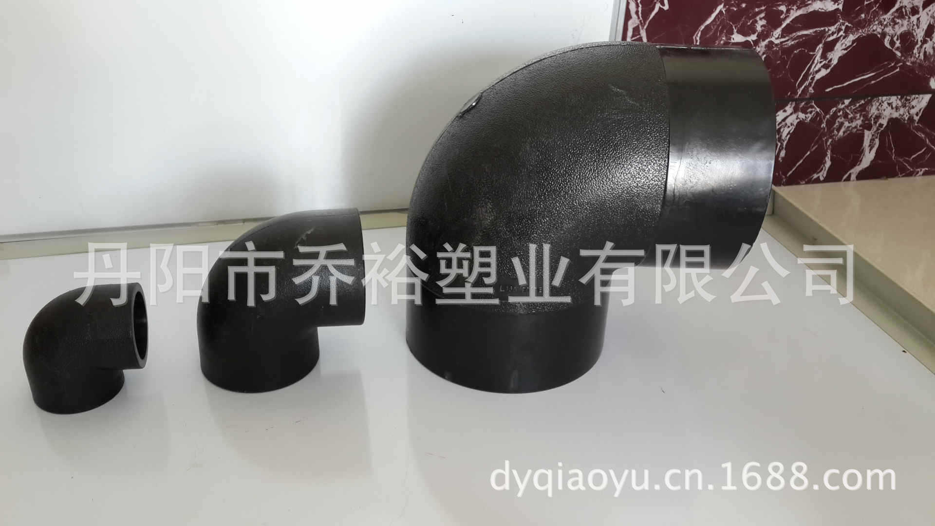 等径弯头