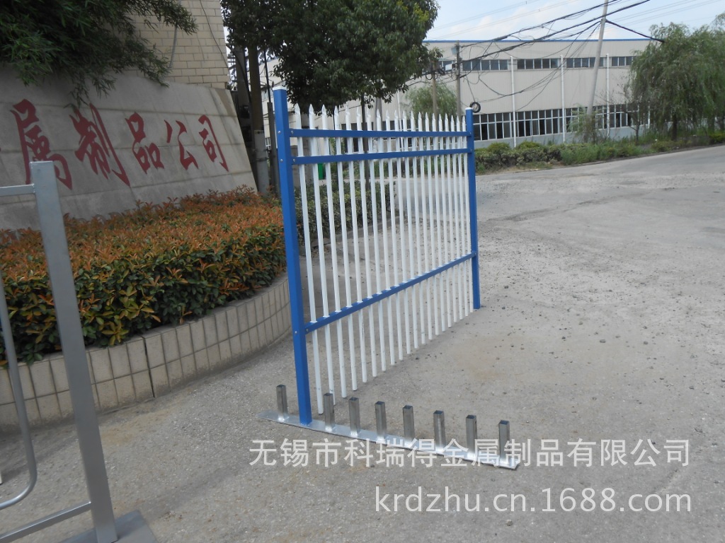 厂家直销围栏钢铁护栏 (1)