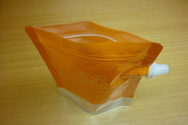 【PET复尼龙复PE可重复使用打圆角自立拉链