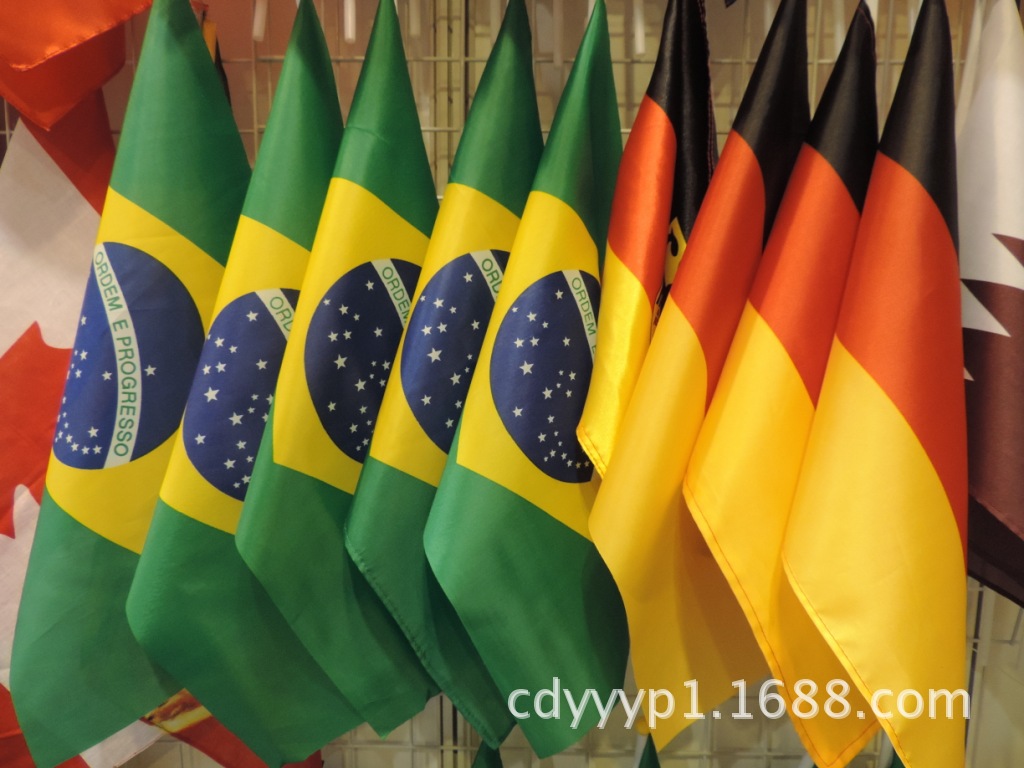 发采购旗帜-专业供应2014年巴西巴西世界杯旗