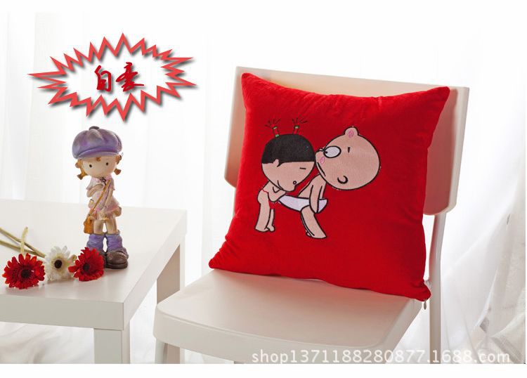 小破孩卡通情侣抱枕靠垫42