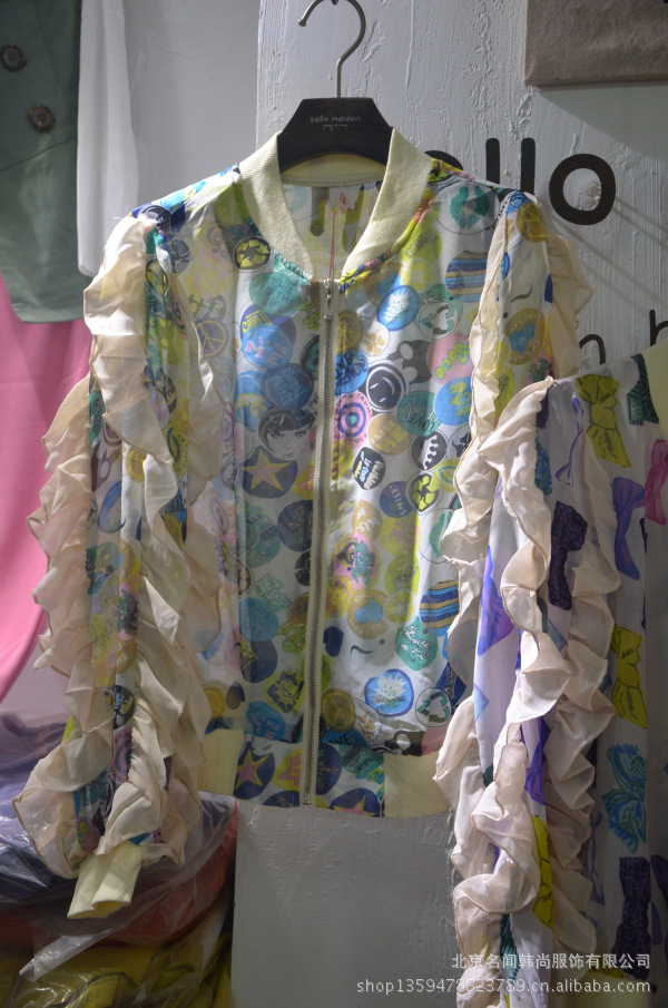 星期四连帽<em>开衫</em>女士粗<em>毛线</em>羊毛毛衣外套 棒针