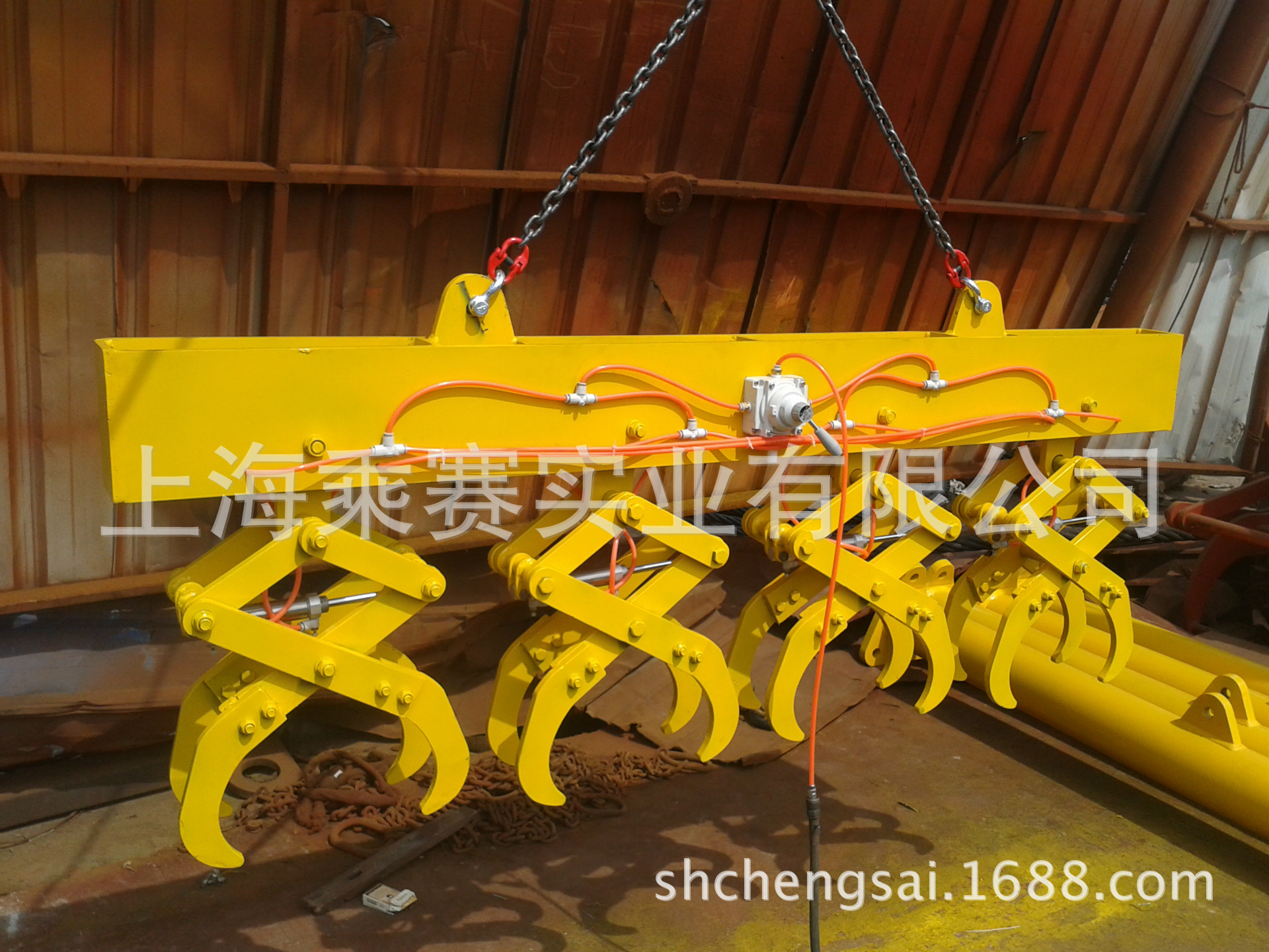 横梁吊具