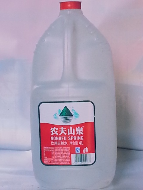 大量批發(fā)農(nóng)夫山泉產(chǎn)品