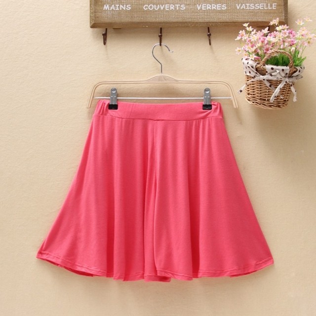 【春夏秋<em>冬短裤新款</em>莫代尔打底裤群短裤群裙裤