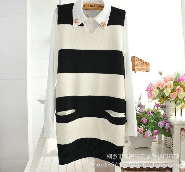 春装新款韩版V领<em>长款</em>宽松套头毛衣<em>马甲</em>背心条