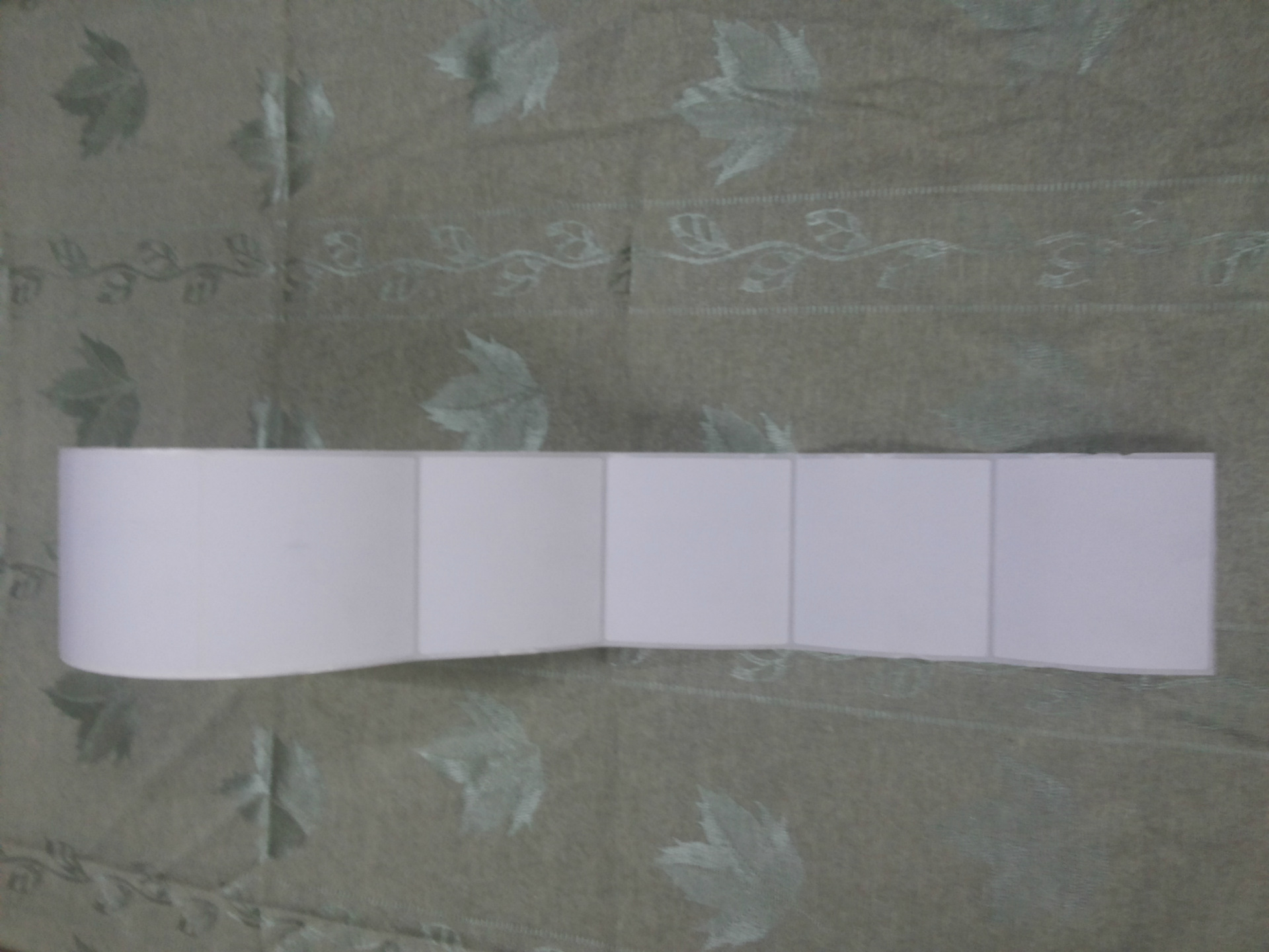 不干 2.6元一平方