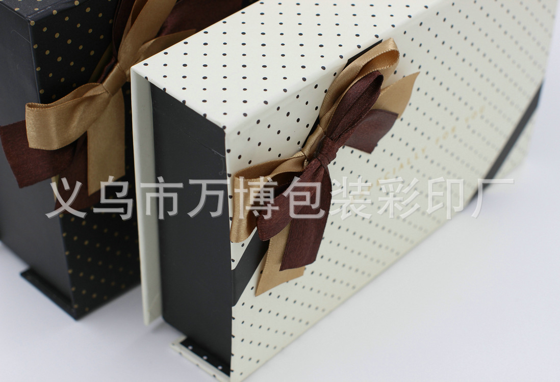 高档精美黑色白色烫金工艺翻盖长方形礼物盒包装盒 (9)