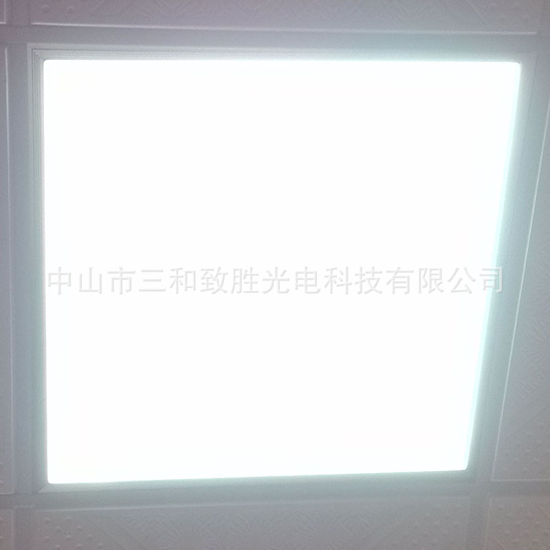 LED平板灯
