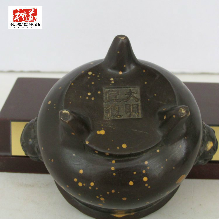 大明宣德小鼎香炉高6.5cm直径7.5cm重0.24kg (