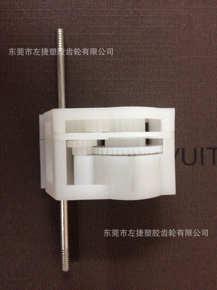 81ACC8ECDD33518E66E61E58B60AE2