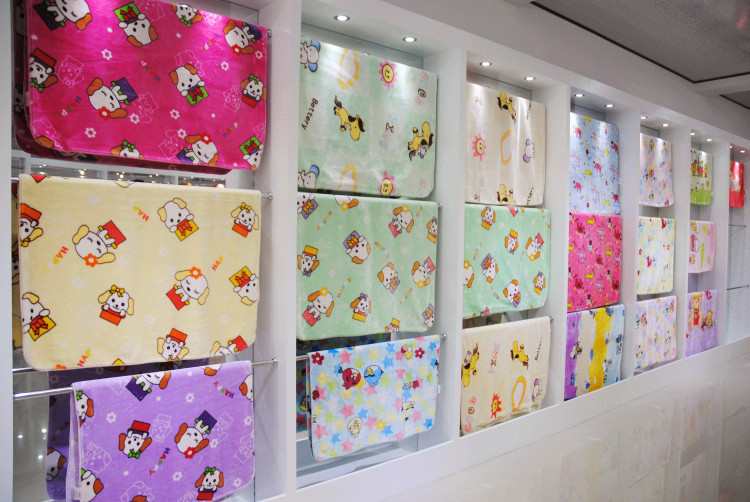 【亚奥毛毯厂家直销 拉舍尔毛毯 双层儿童毛毯