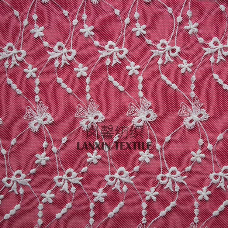 【高密度满天星满幅绣花\/网底棉布绣花\/现货供