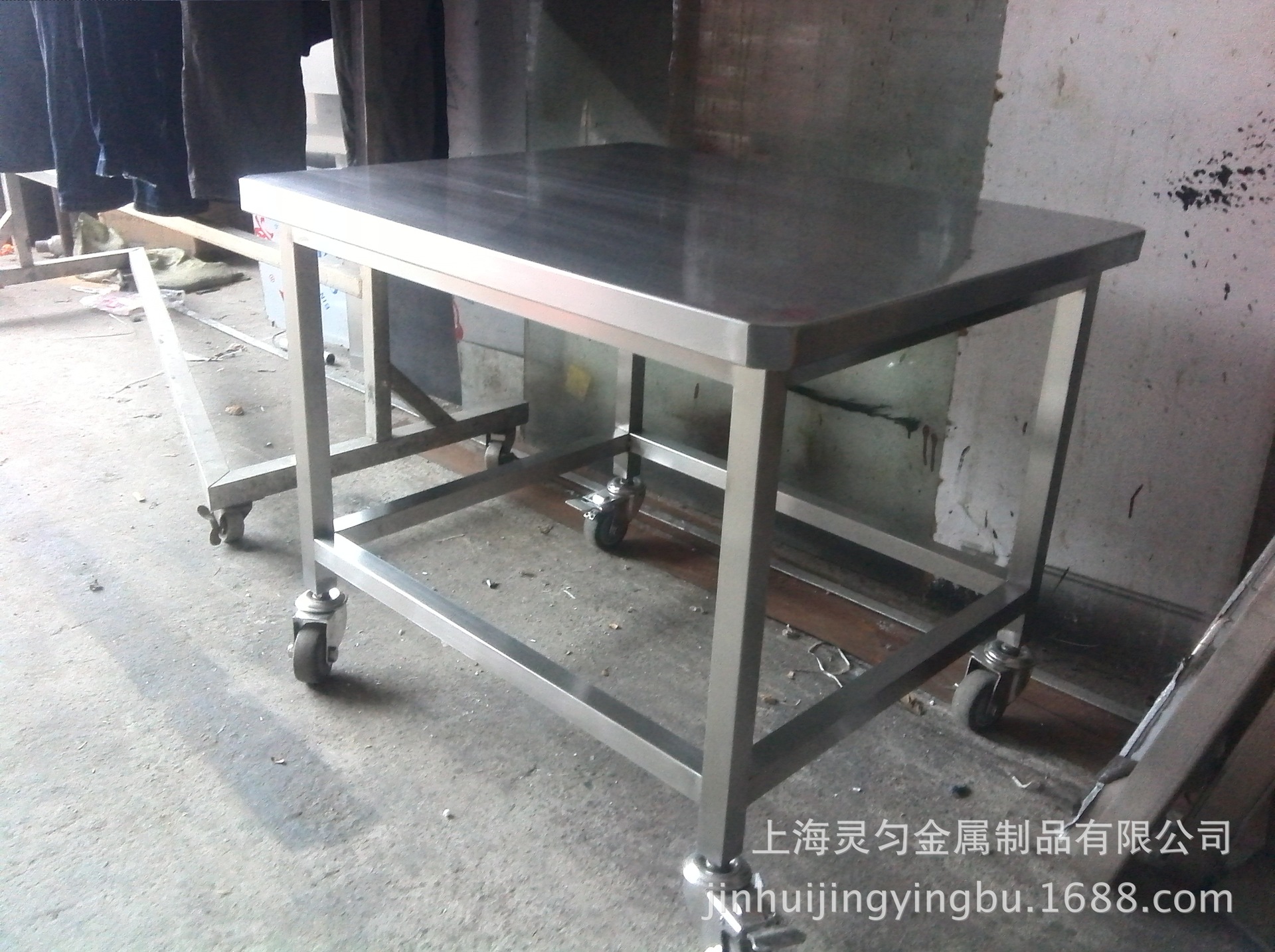 不锈钢桌子加工 金属焊接加工 金属剪板折弯 等等