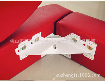 {555E7124-B01D-4C59-86D3-19026