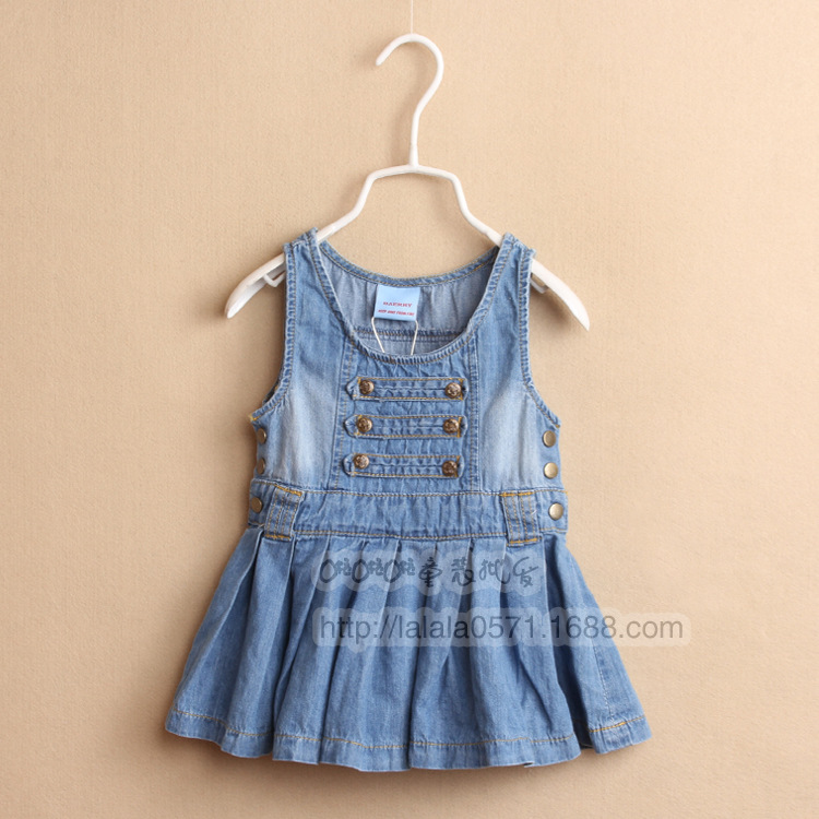 童裙-2色入~ 新款<em>女童牛仔背心裙</em> 4072905-童