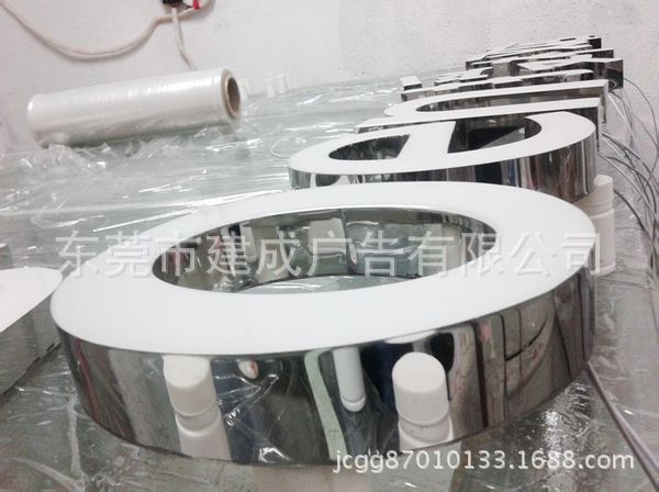 83025aafa40f4bfba23c33d2024f78