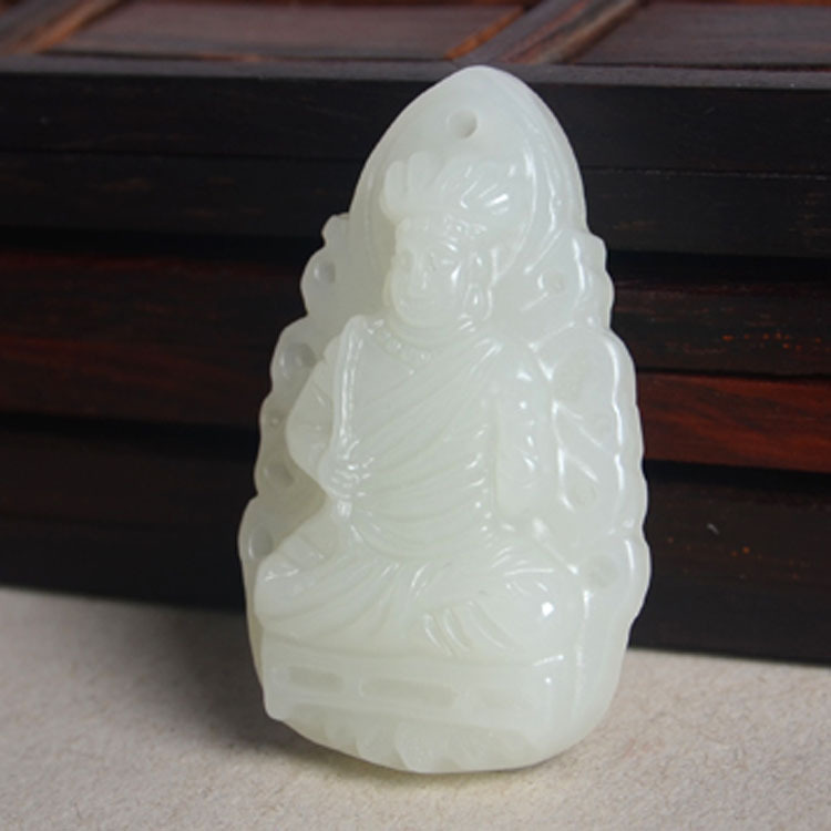 正品和田玉青白玉不动尊菩萨玉佩 属鸡者本命