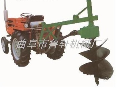 拖拉机挖坑机