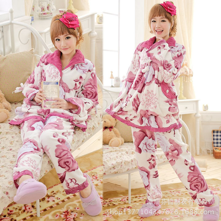 新款韩版可爱<em>睡衣</em> 水貂绒花朵个性<em>翻领套头</em>女