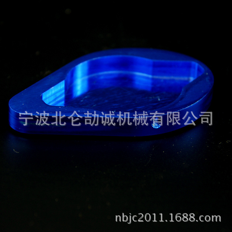 提供精密铝制品五金件定做异型铝材表面氧化处理数控CNC中心加工