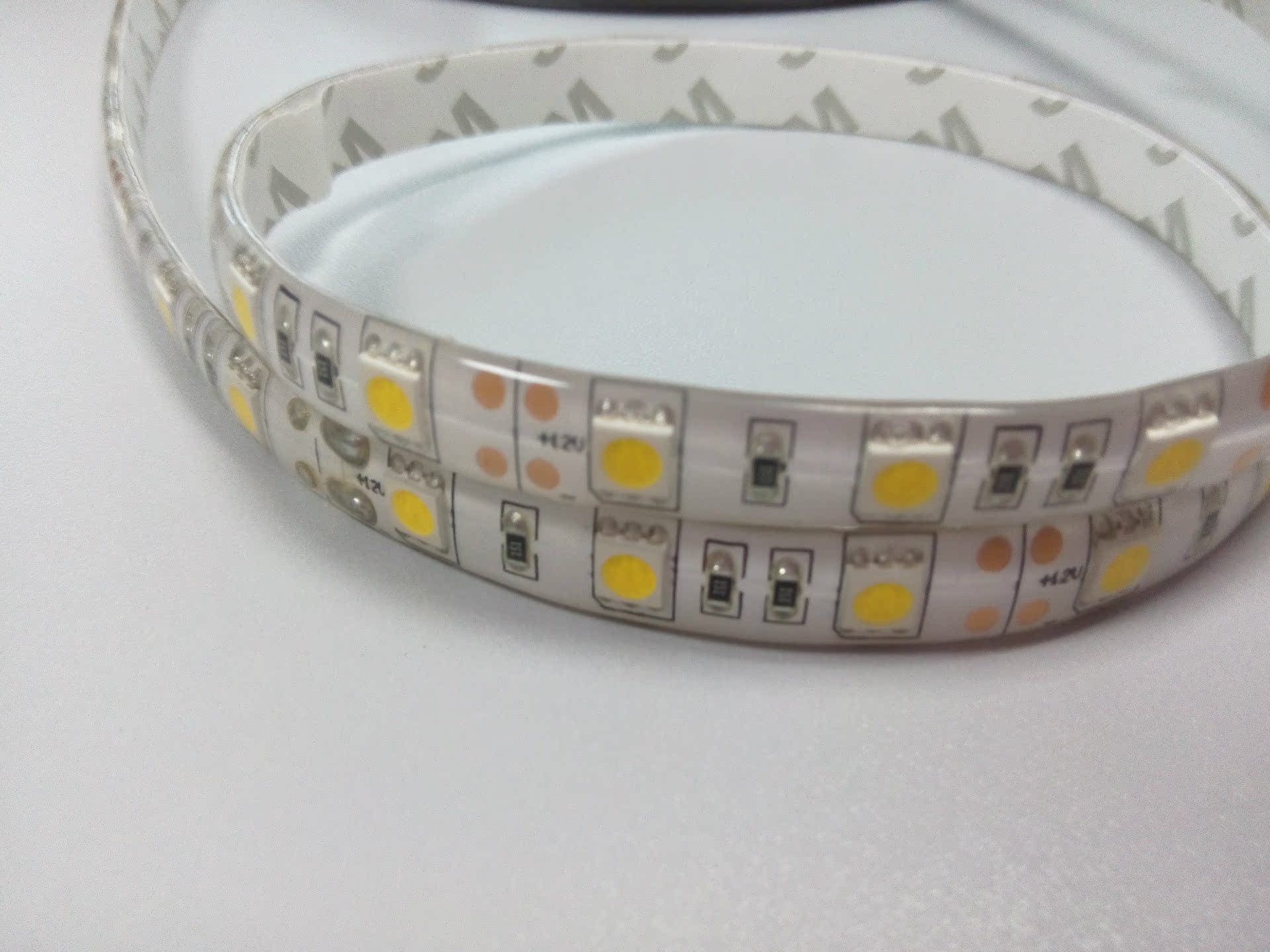 厂家直销led5050灯带 防水滴胶led灯带 室内装饰装用led灯带