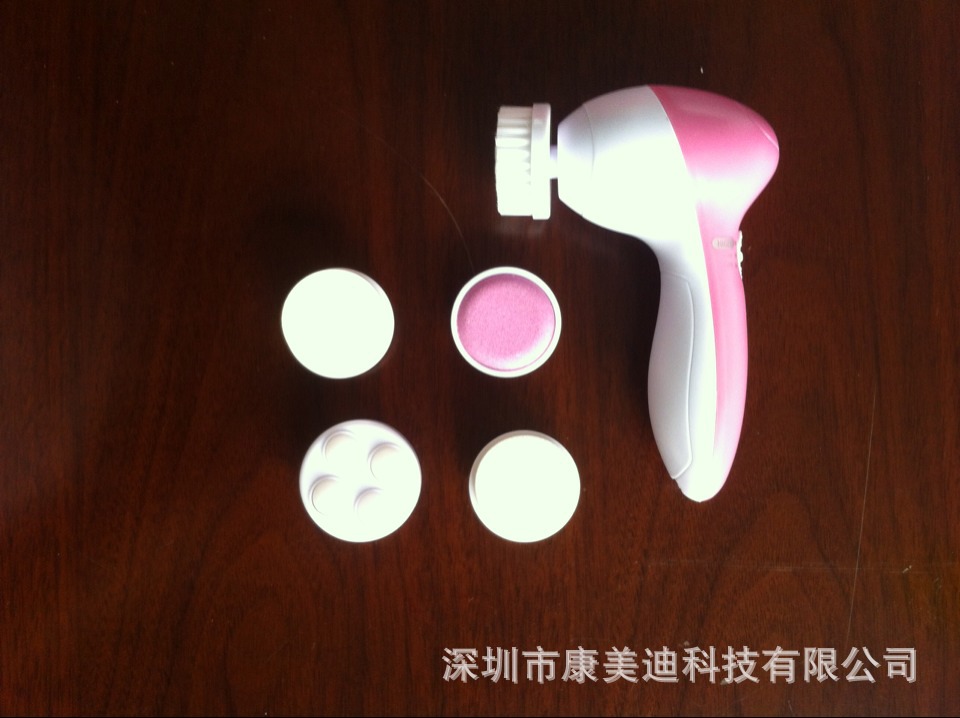 9AB86870B4D6A6D770E3642572A591