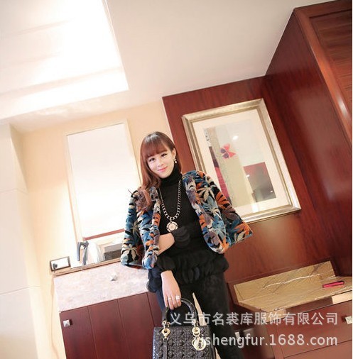 购皮草-2014新春女装新款韩版复古<em>叶子仿皮</em>草