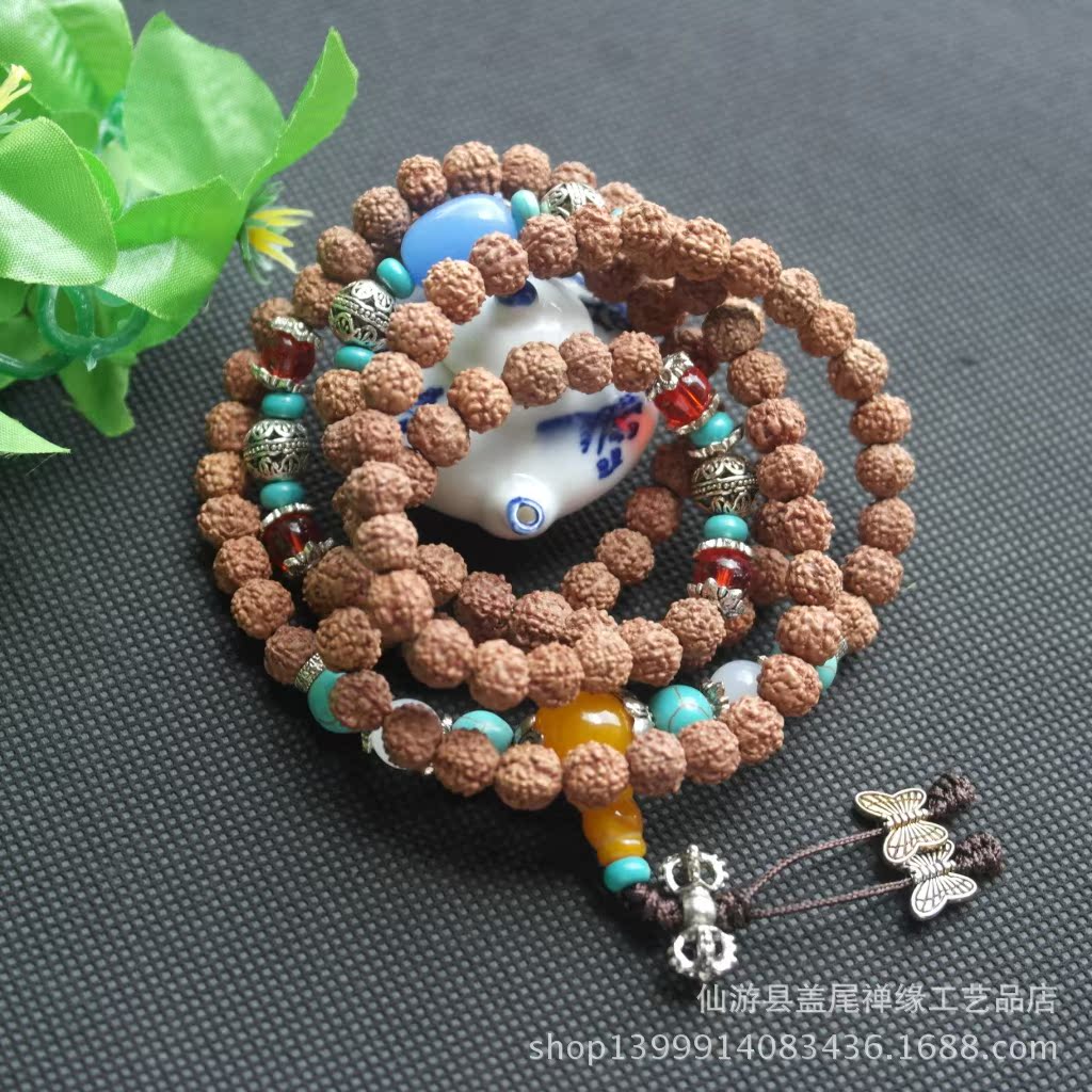 小金刚精品款式,邀请 知名韩企饰品设计师精心制作,各类配件与菩提子