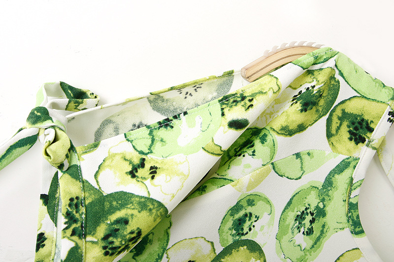 批发采购女式衬衫-青瓜印花露肩系带袖衬衫 绿