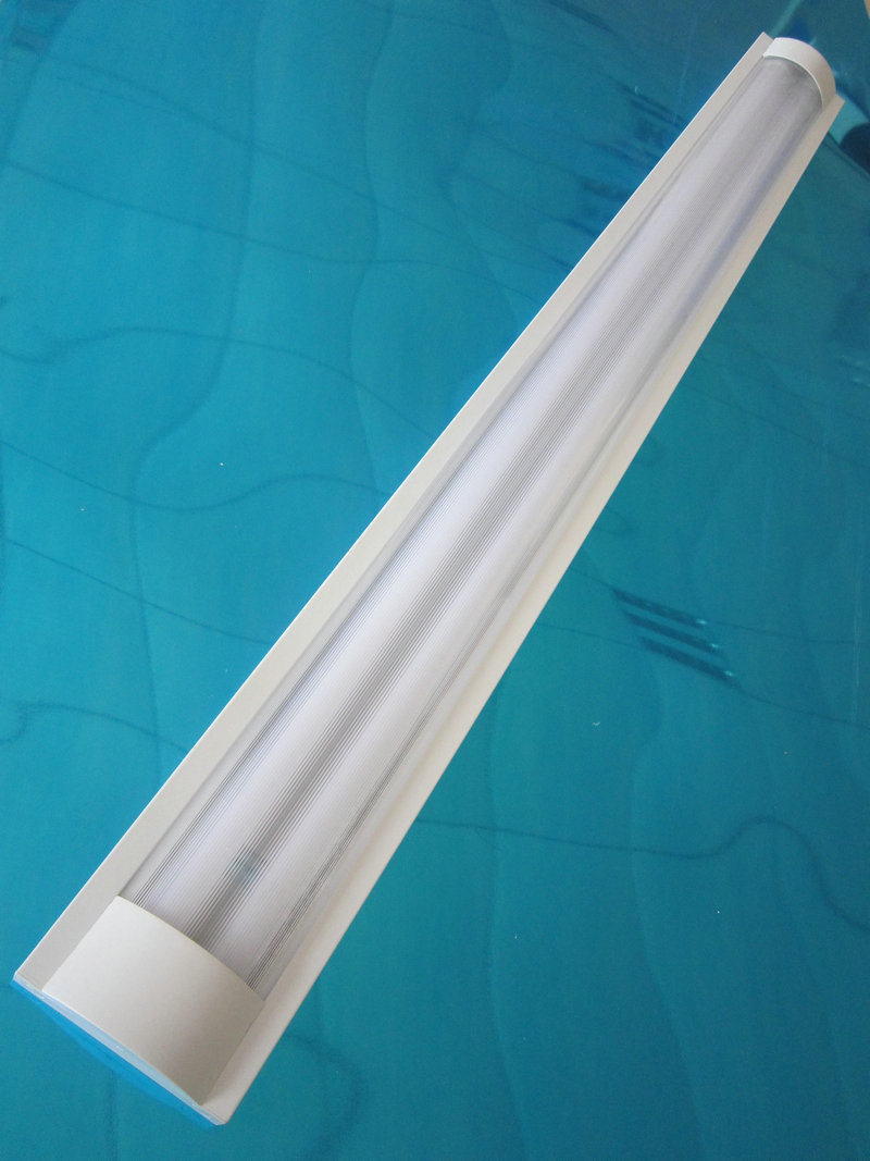 T8-L240FC2豪华型双管防尘支架含灯管(RMB70)