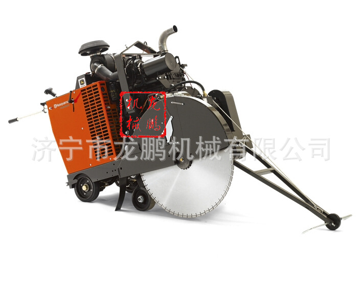 瑞典HUSQVARNA富世华道路切割机FS8400D