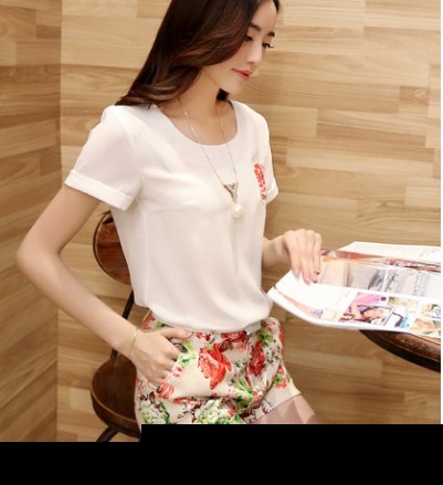 2014夏装新款韩版短袖T恤+<em>印花短裤</em>套装 <em>图片</em>