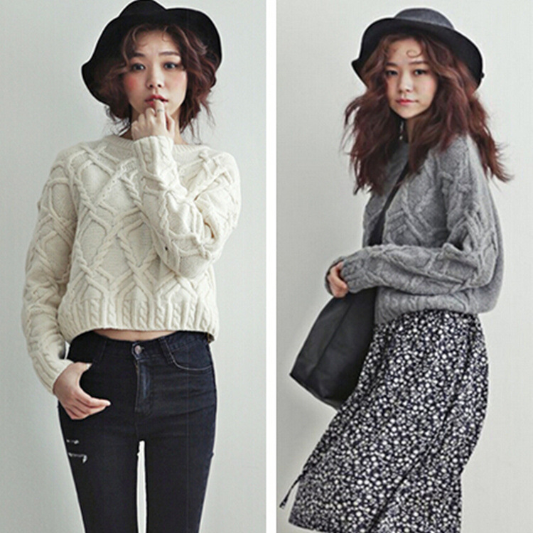 大门新款加厚圆领长袖套头麻花<em>短款打底毛衣</em>女