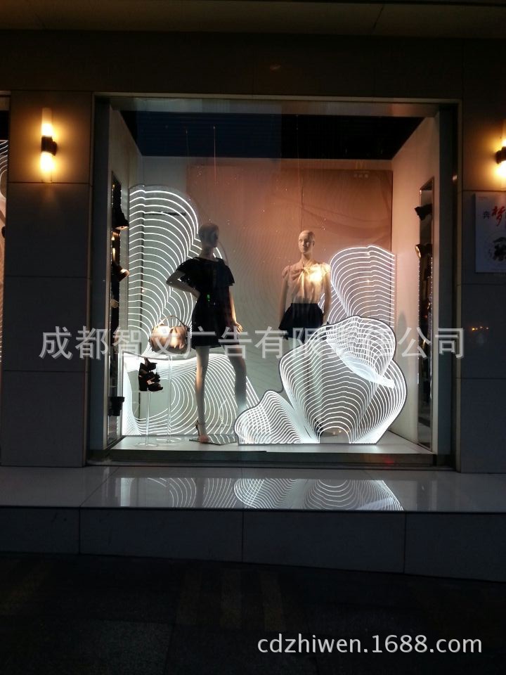 橡塑 有机玻璃制品 高档服装店橱窗陈列发光造型,模特背景道具,舞台