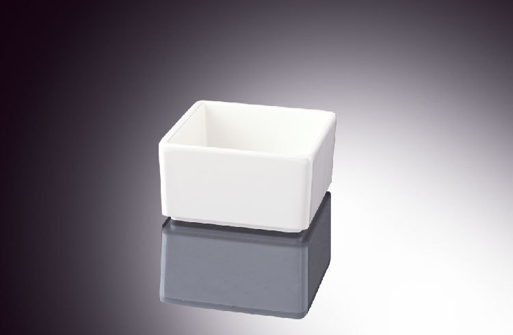 型号：D134---品名：高四方碟---规格：7.4x7.4