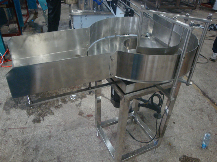 专业提供 温州小型酒水生产设备理瓶机 批发 图