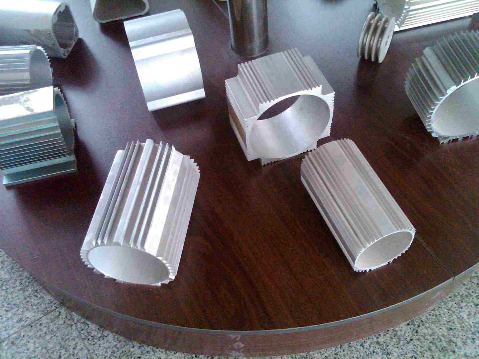 塑胶手柄加工,铝合金手柄,铝件加工,铜件加工,数控异形零件加工等