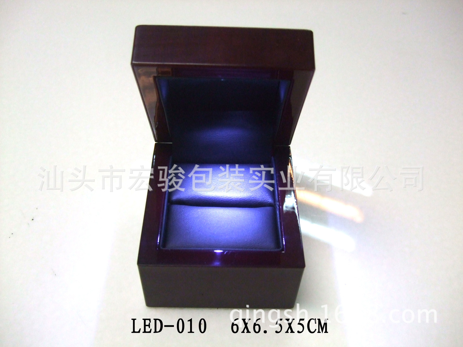 LED-010