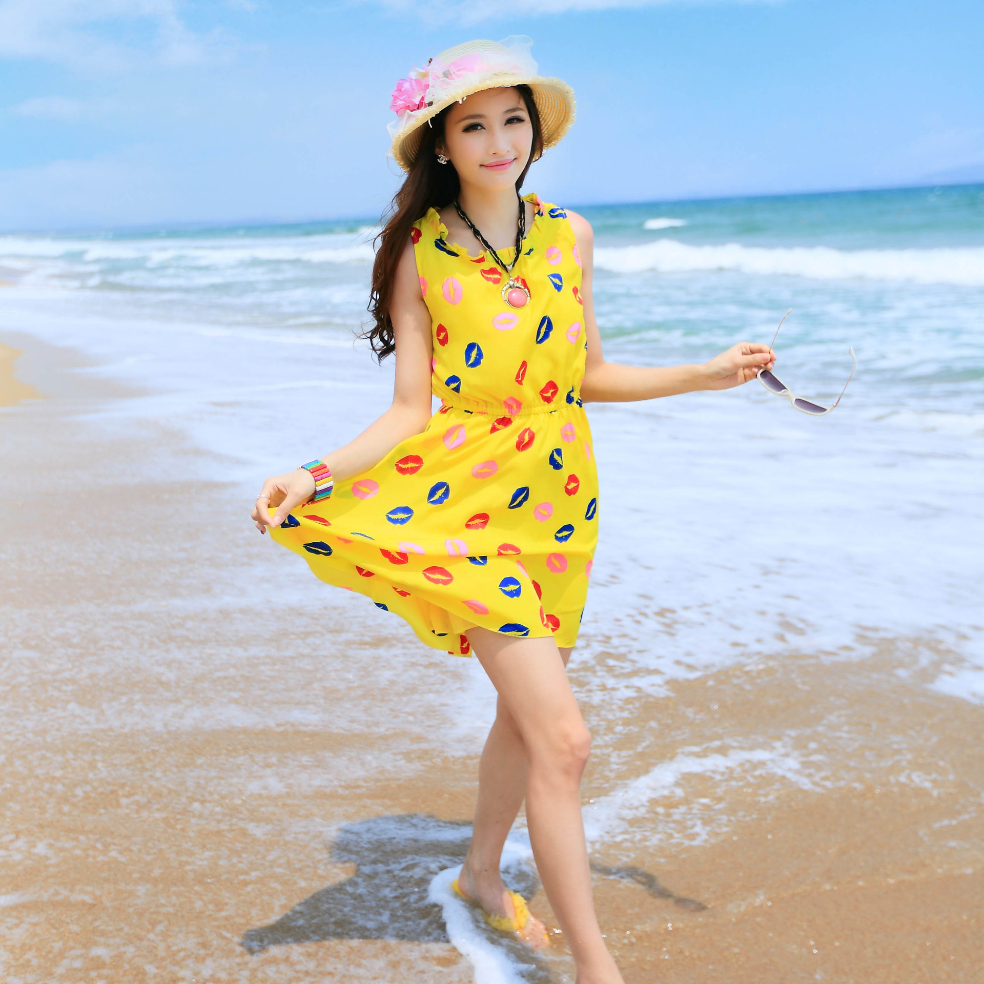2014新款 波西米亚红唇<em>沙滩短裙 海边</em>度假背心