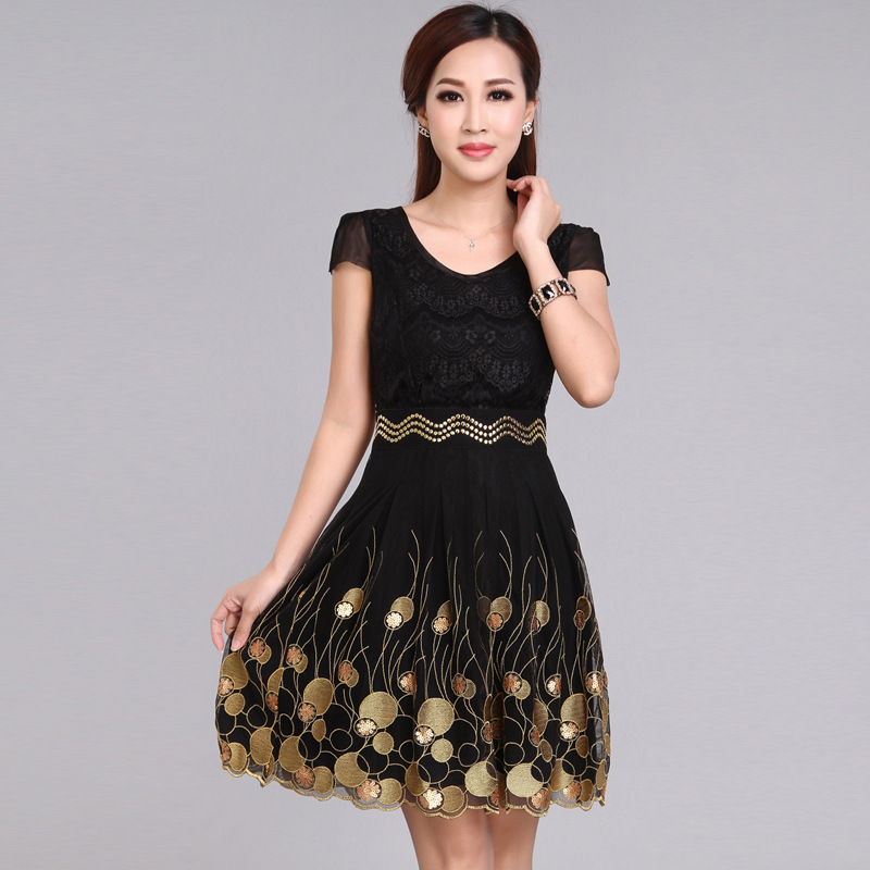 哥第 2014春装新款 <em>女连衣裙</em> <em>大码</em>女装 绣花吊