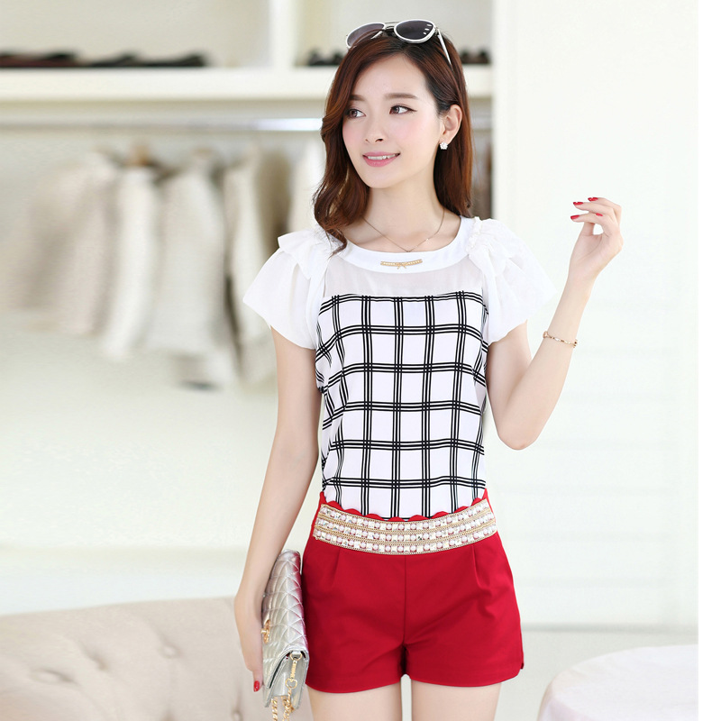 2014新款<em>韩版</em>雪纺上衣钉珠<em>短裤两件套</em> 图片_