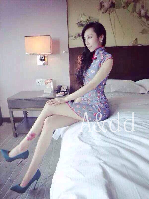 <em>批发</em>采购连衣裙-<em>欧洲站女装</em>中国好舞蹈 彩色圆