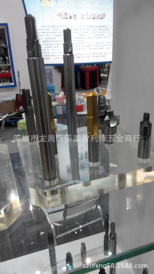 钨钢铣刀(又名数控铣刀、CNC铣刀、涂层铣刀