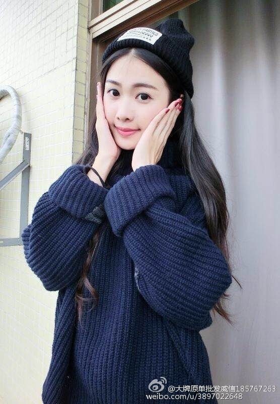 蛇蛇屁股開叉毛衣