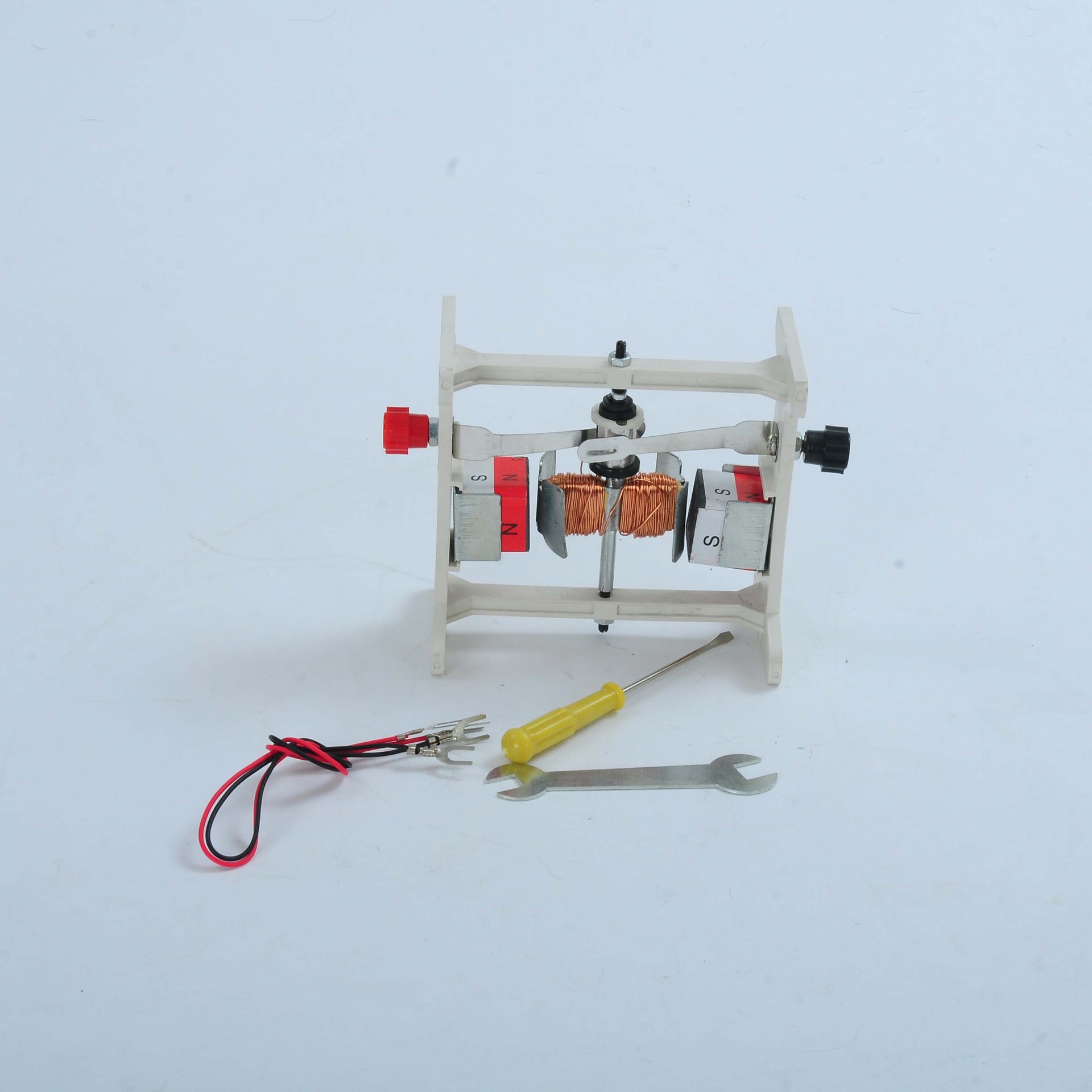 教学仪器-初中物理24018 小型电动机实验器教