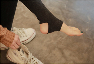 <em>踩脚裤美女</em>图片_<em>踩脚裤美女</em>图片大全 - 阿里巴