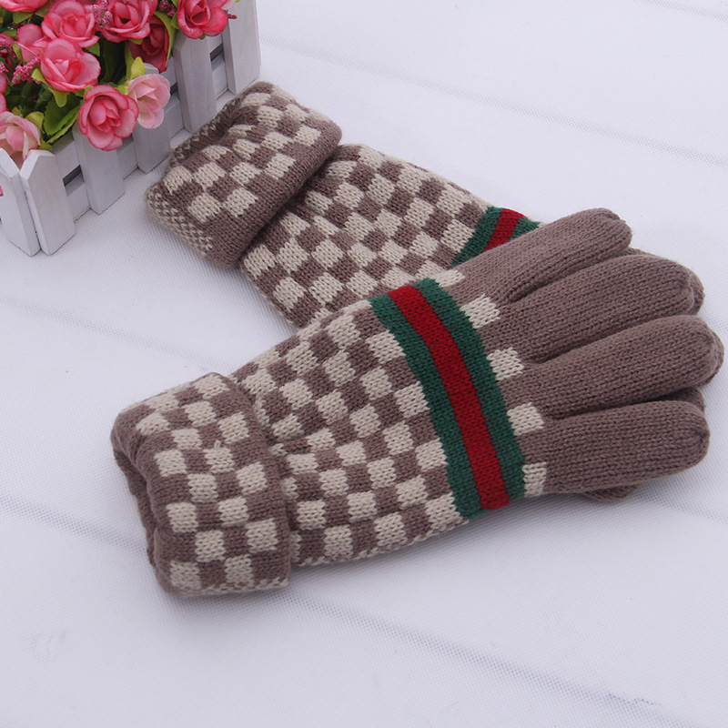 [A-8002]义乌<em>小魔女手套</em>批发 男士时尚方格针织