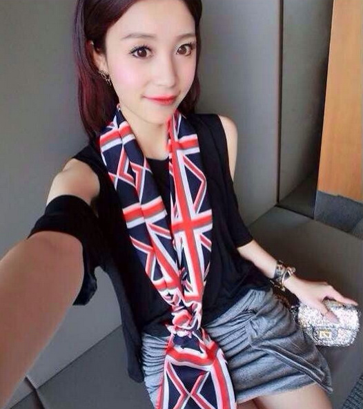 2014欧洲站<em>夏季</em>时尚<em>露肩</em>配丝巾宽松T恤+<em>短裤</em>